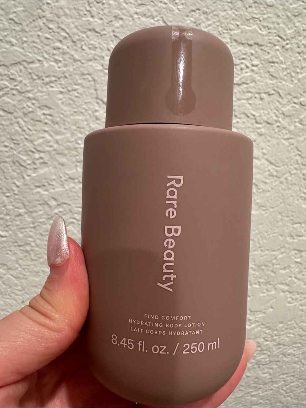 Rare Beauty Hydrating Body Lotion - Mauve Pink